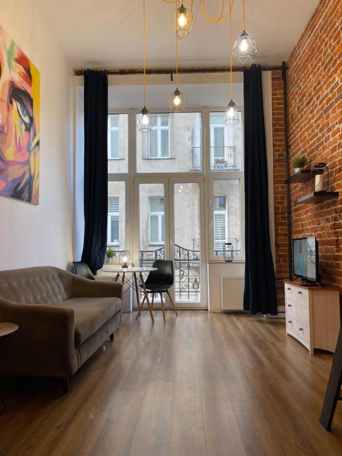 Apartamento Urokliwy Loft W Ncl Kamienica Vabank Nr 18 Łódź Exterior foto